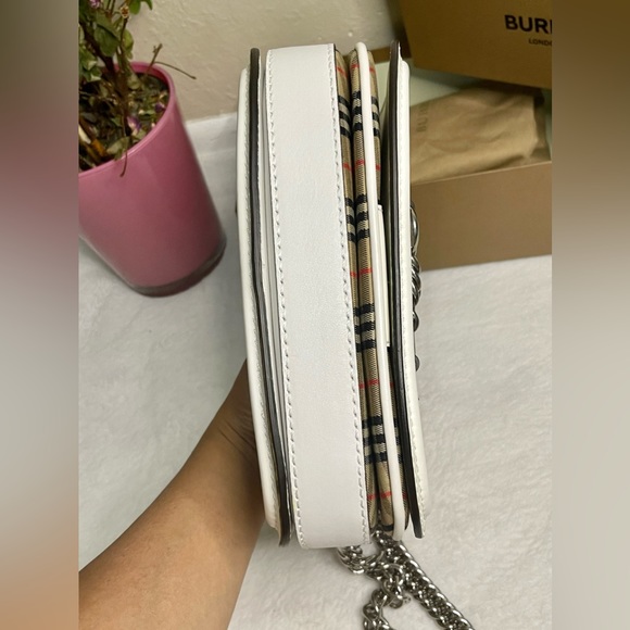 Like New Burberry Calfskin 1983 Knight Check Link Shoulder Bag - Picture 7 of 14